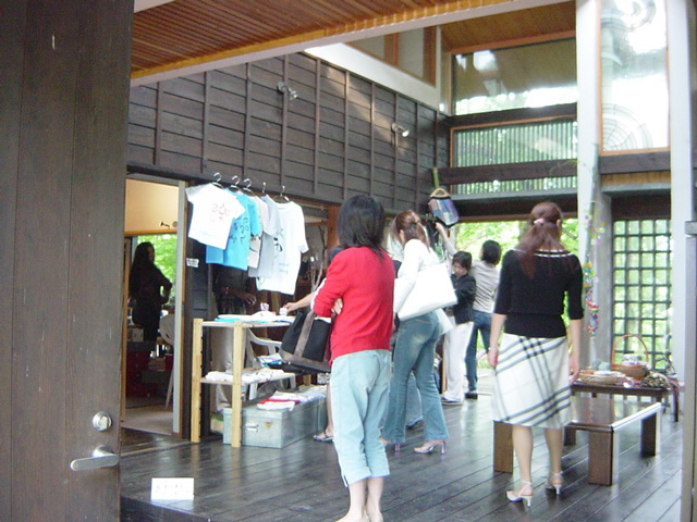 Tシャツ展示-藤野陶芸市にて-